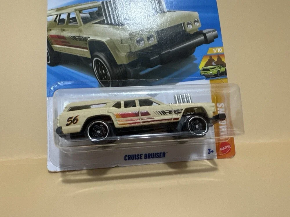 Hot Wheels Cruise Bruiser Tan 87/250 HW Wagons 1/10 #56 Demolition Station Wagon